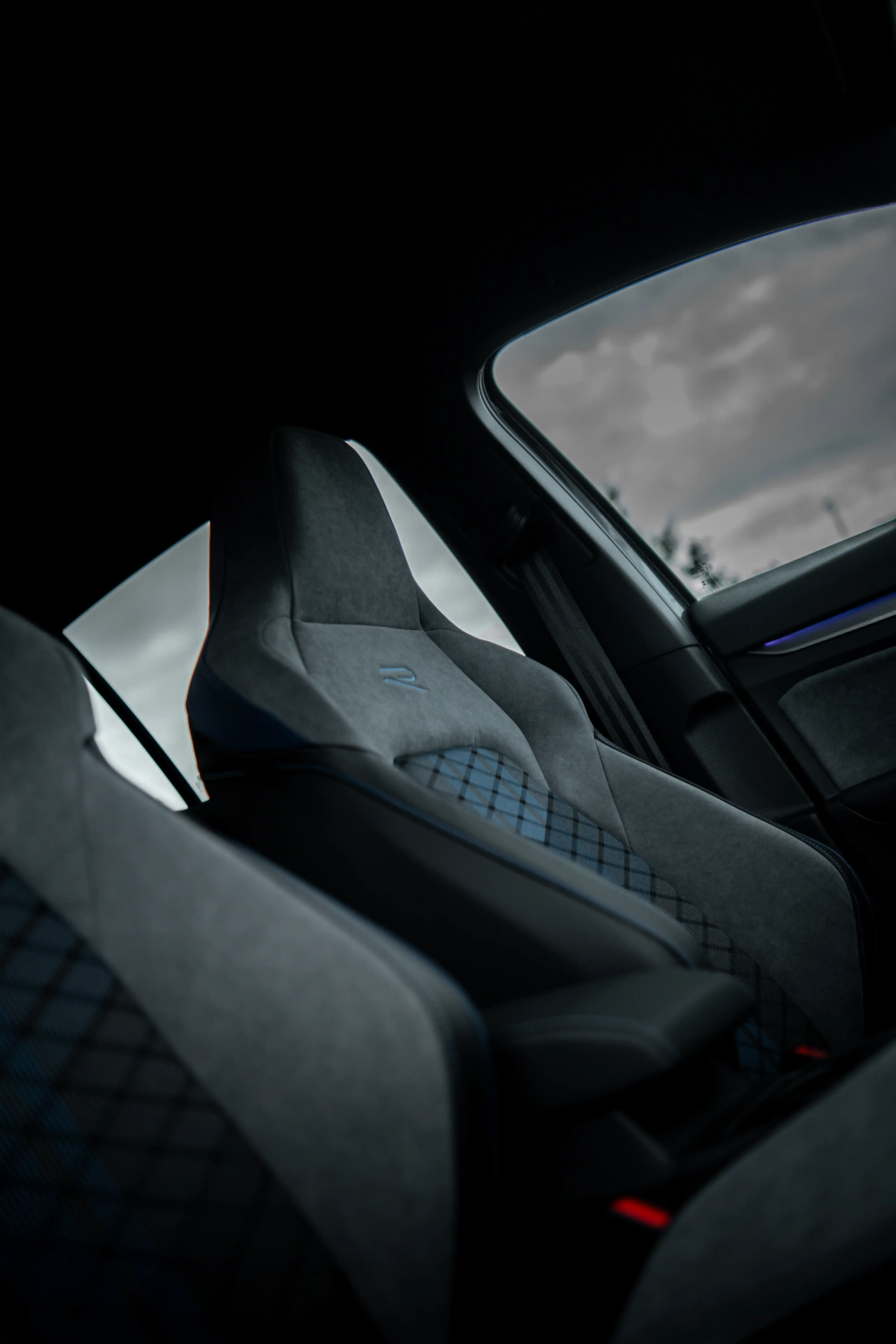 Golf R Grau Sportsback